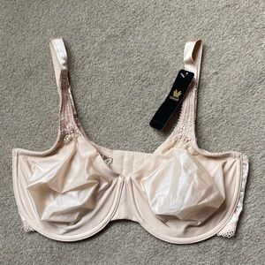 Wacoal Women's Soft Beige Lace Bra